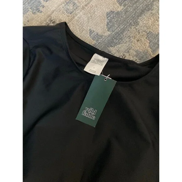 Wild Fable Black Lace-Up Back Long Sleeve Cropped Swim Rash Guard Large NWT - Picture 5 of 7